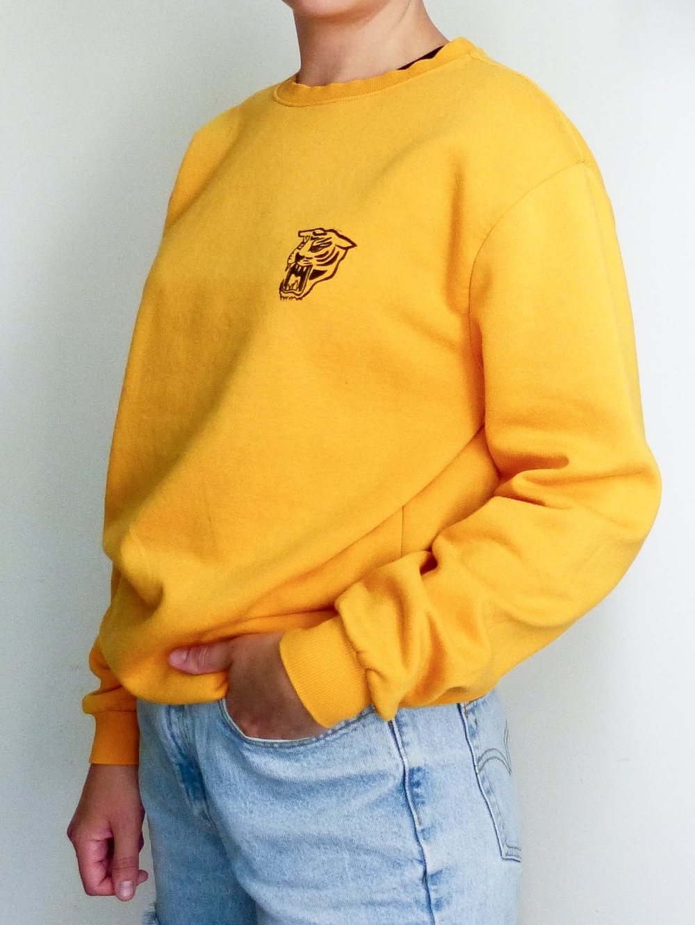 Yellow Crewneck Sweatshirt with Tiger Linocut Print